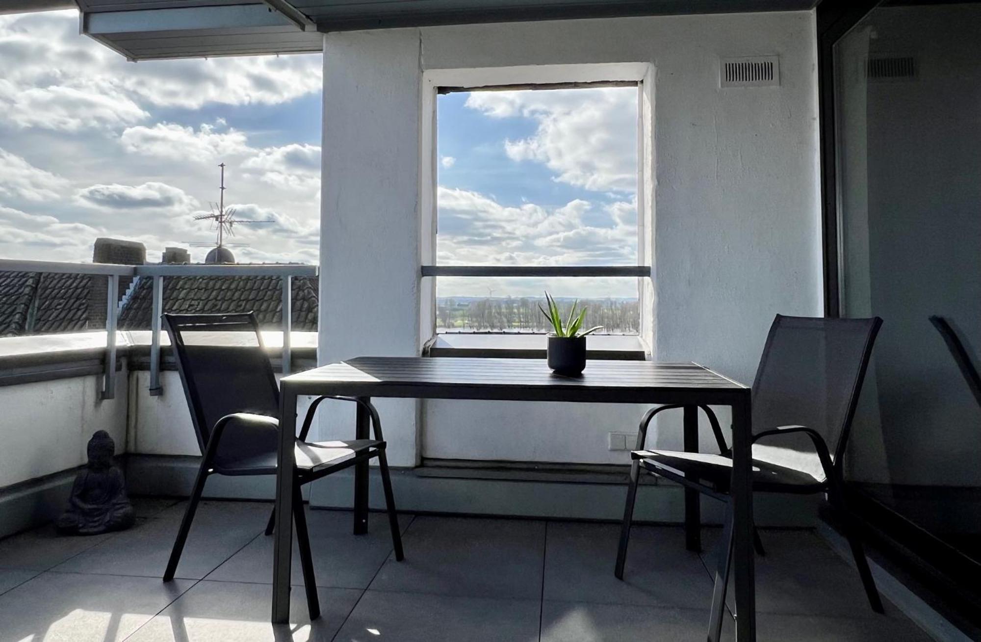 Piso Superior - Exklusives Apartment An Der Promenade Mit Rheinsicht & Loggia Emmerich Extérieur photo